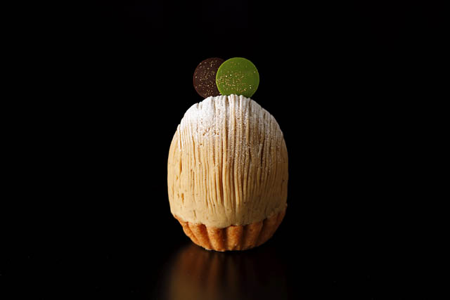 ホテルニューオータニ博多 - 秋限定「栗」と「ぶどう」のケーキが登場、風物詩スーパーモンブランも販売開始