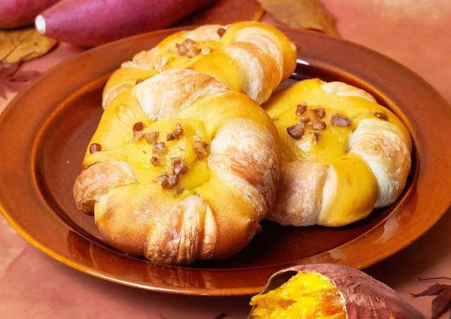 BAGEL & BAGEL - かぼちゃや安納芋を使用したベーグルやマフィンに加え、表情豊かなハロウィン限定ベーグル期間限定登場