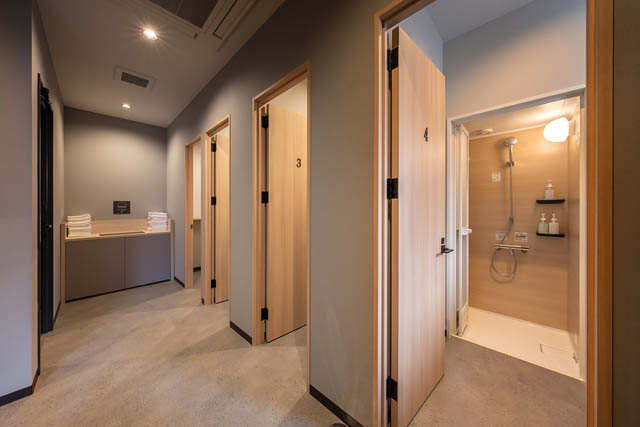 キャビンフロア専用シャワールーム