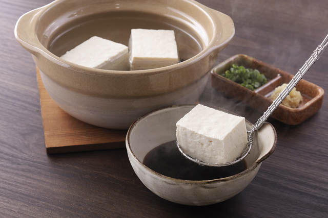 一本で味が決まる。紀ノ国屋の人気調味料「贅沢シリーズ」に7種類の新商品 - 福岡岩田屋本店に登場