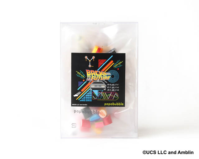 天神のパパブブレ福岡店 - 映画公開40周年記念「バック・トゥ・ザ・フューチャーの日」キャンディやグミが登場