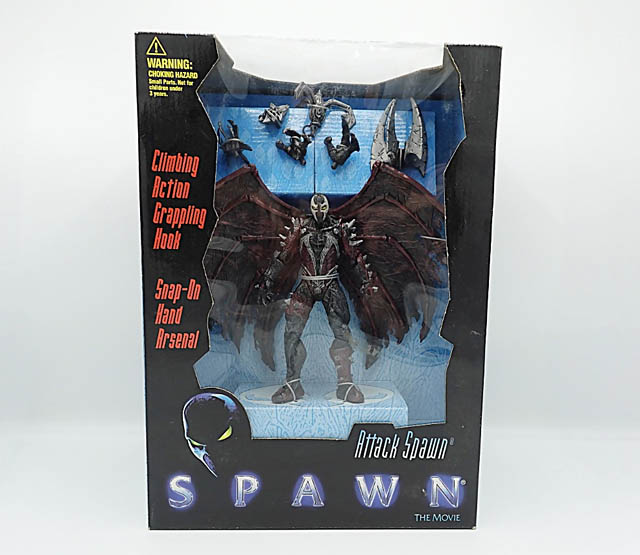 福岡県春日市 - 捜索で発見した宝の山を会場に展示 - アメコミなどのフィギュア限定の期間入札公売会を開催