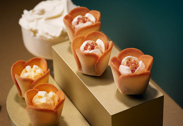 累計5000万個販売 花のような 生食感ショコラスイーツ「TOKYOチューリップローズ」天神に期間限定出店