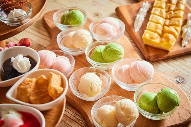 焼肉の後まで満たされる - 牛角、約270店舗限定で「デザート食べ放題」スタート