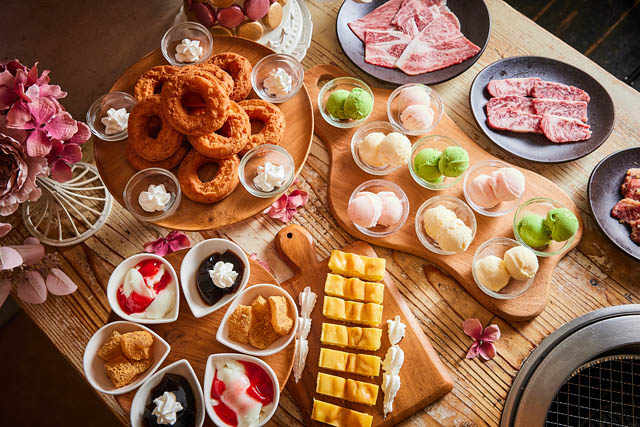 焼肉の後まで満たされる - 牛角、約270店舗限定で「デザート食べ放題」スタート