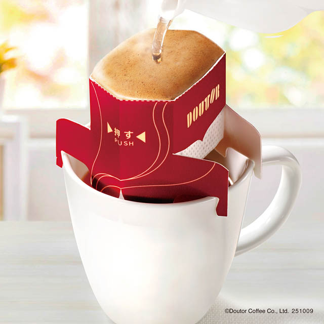 ドトール×ポチャッコ「福袋2026」予約スタート