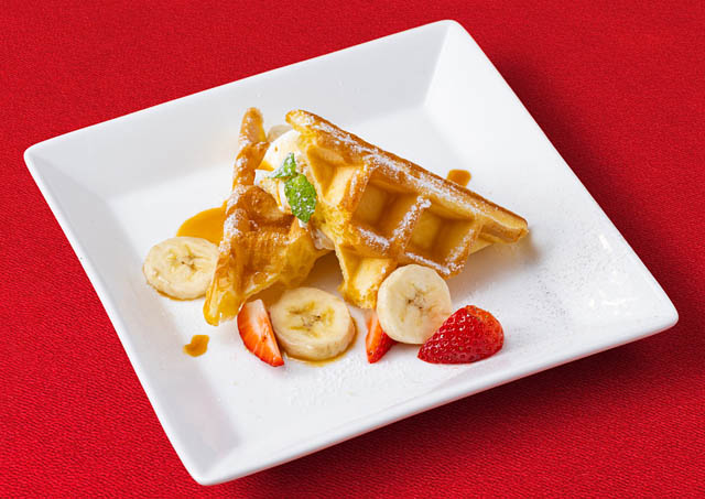 MLB café FUKUOKAでスイーツ食べ放題を開催 - 月替わりフレンチトーストも登場