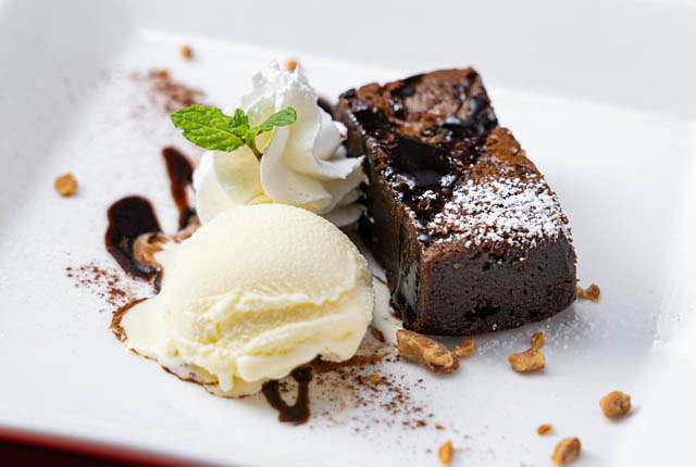 MLB café FUKUOKAでスイーツ食べ放題を開催 - 月替わりフレンチトーストも登場