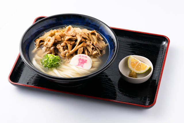資さんうどん「きのこかしわ汁フェア」開催 - 進化系かしわ汁うどん として復刻
