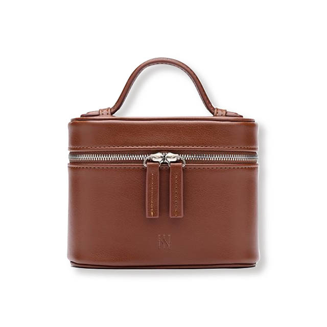 ラグジュアリーメイクアップブランド「HERA」博多阪急にカウンターをオープン