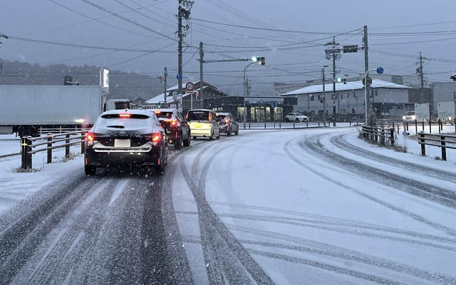 九州北部地方 - 18日夜のはじめ頃から19日午前中にかけて山地で積雪予報、路面凍結に対する備えが必要