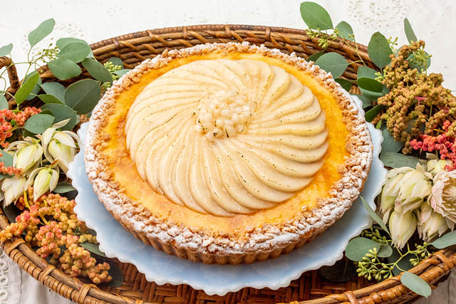 キルフェボン - 新作「洋梨のシブーストとチョコレートのタルト」販売開始