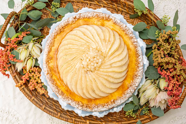 キルフェボン - 新作「洋梨のシブーストとチョコレートのタルト」販売開始