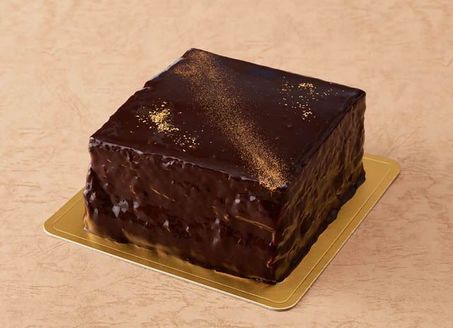 岩田屋三越 - 2025年「クリスマスケーキ」予約受付開始