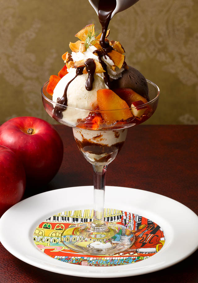 ロイヤルホスト - 今年の冬は紅玉りんご＆ロイヤルのスイートポテトを味わう至福のひとときを