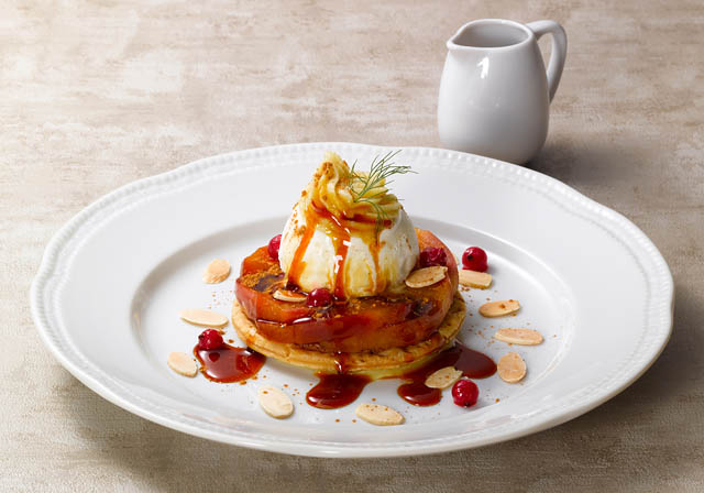 ロイヤルホスト - 今年の冬は紅玉りんご＆ロイヤルのスイートポテトを味わう至福のひとときを