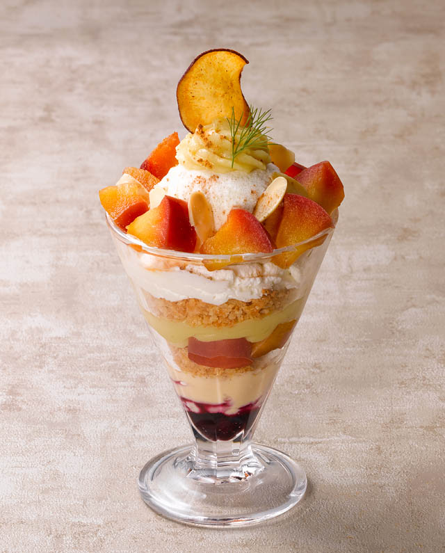 ロイヤルホスト - 今年の冬は紅玉りんご＆ロイヤルのスイートポテトを味わう至福のひとときを