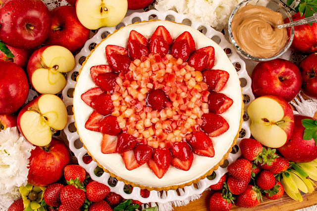 キルフェボン - 実りの秋を感じる洋梨、リンゴ、柿とチョコレート「秋のフルーツを味わうショコラタルト」登場