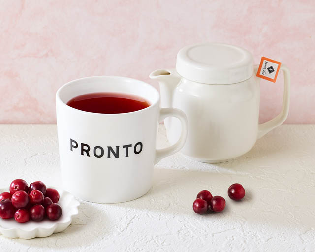 プロント - Pラテ「アイスメープルピーカンナッツラテ」などホリデー気分を盛り上げる冬季限定ドリンク3品が新登場