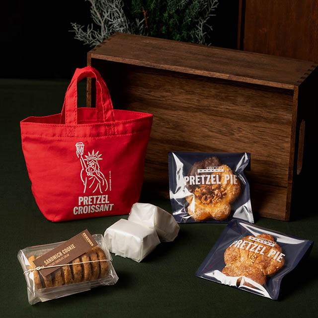 THE CITY BAKERY - クリスマスシーズンへ向けたオリジナルグッズ発売へ