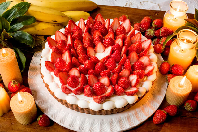 キル フェ ボン - イチゴ・洋梨・柑橘など冬の訪れを告げるタルトが勢揃い!冬メニュー開始へ