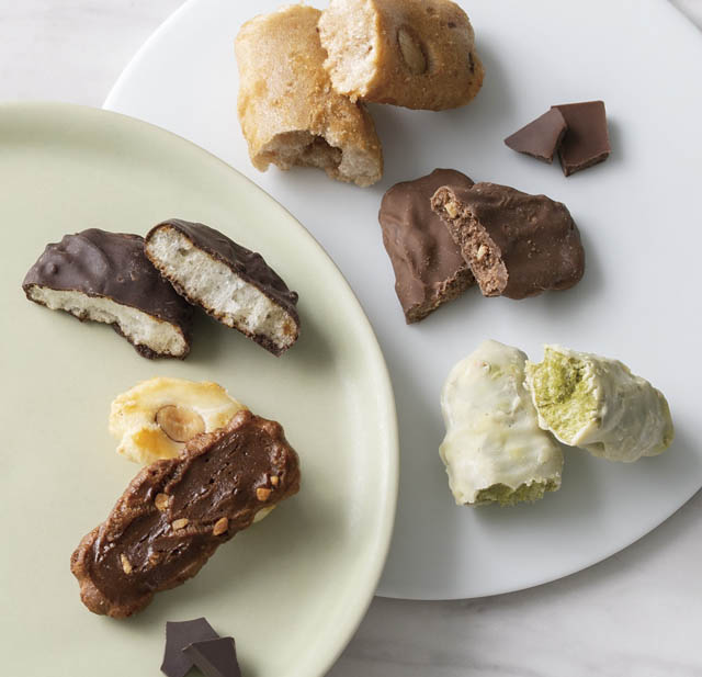 ゴディバ×もち吉 - コラボレーション第3弾「ひとくちあられ ショコラミックス」発売