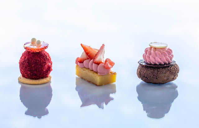 ヒルトン福岡シーホーク 35階 バー&ダイニング クラウズ「天空のアフタヌーンティー～いちごのジュエル～」開催へ