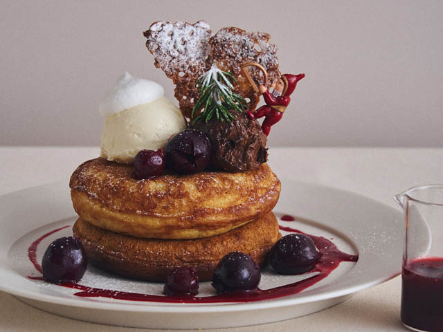 ビブリオテーク - 12月限定、ショコラとチェリーが主役の「フォレノワールパンケーキ」登場