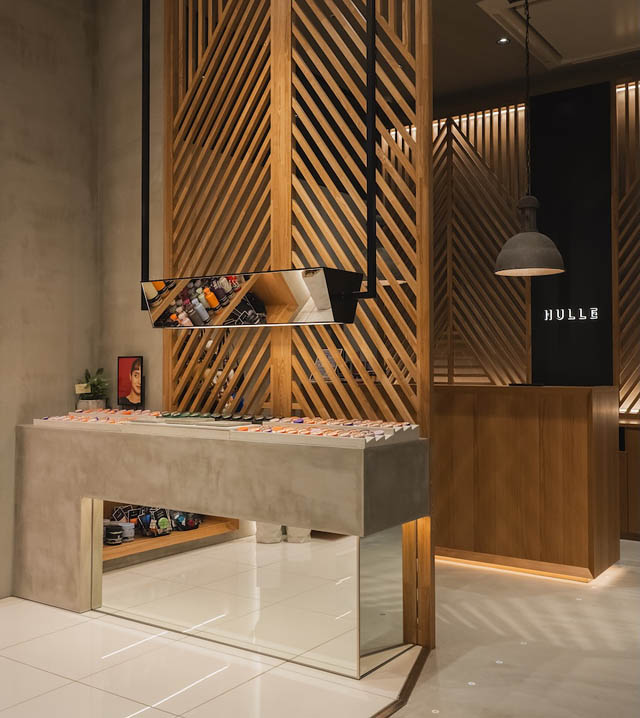 落ちないピアス「Baqless（バックレス）」初のインショップ - イオンモール福岡