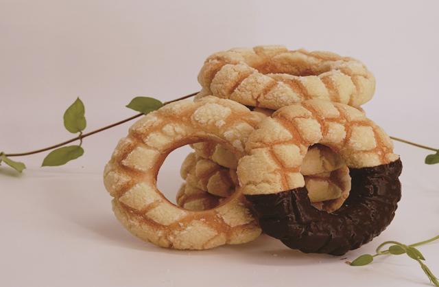 クリームたっぷり＆ふわふわ食感のご褒美メロンパン専門店「カシェット」博多に期間限定で登場