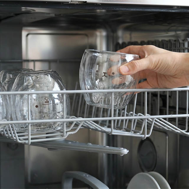 飲み物を注ぐと「アニボール」がひょっこり！ - 耐熱ダブルグラスで、毎日のティータイムに癒しを