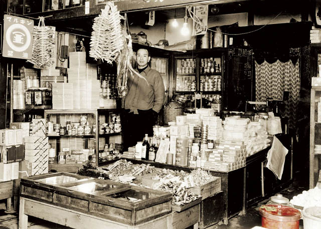 1月10日は、あなたの明太子が生まれた日。福岡市の天神地下街、ふくや直営店で記念イベントを開催