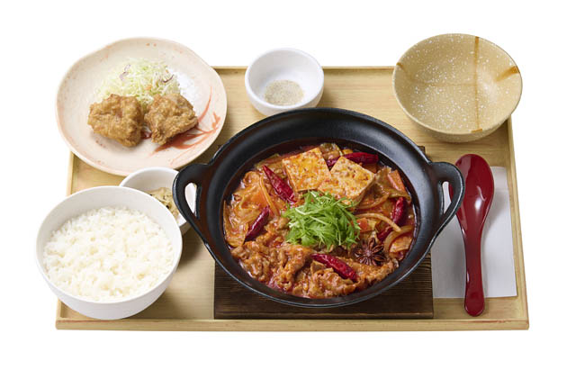 やよい軒 NABE FAIR 第3弾「もつ鍋定食」「麻辣火鍋定食」新発売