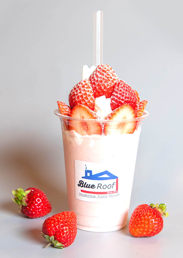 糸島の人気カフェ BlueRoof - 糸島産あまおうを贅沢に使用した「あまおうスムージー」今年も登場