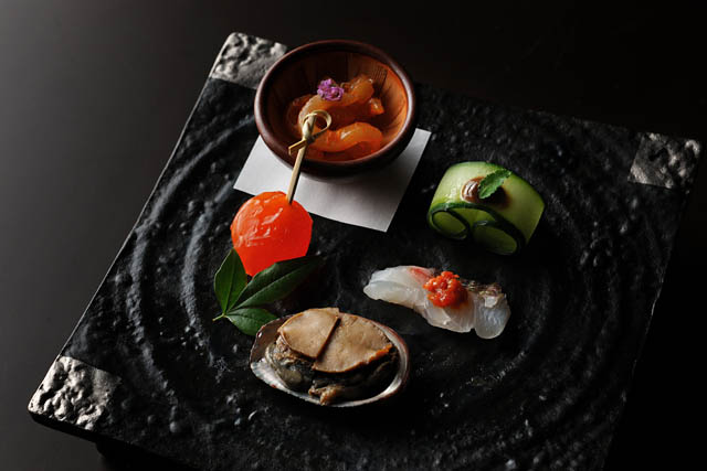 博多港から高速船で約1時間 - 離島で唯一のミシュラン5つ星旅館「壱岐リトリート海里村上 by 温故知新」紫ウニを味わい尽くす期間限定プラン販売開始
