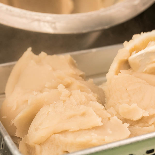 如水庵 - 発売40周年 こだわりの「いちご大福」今年も販売開始