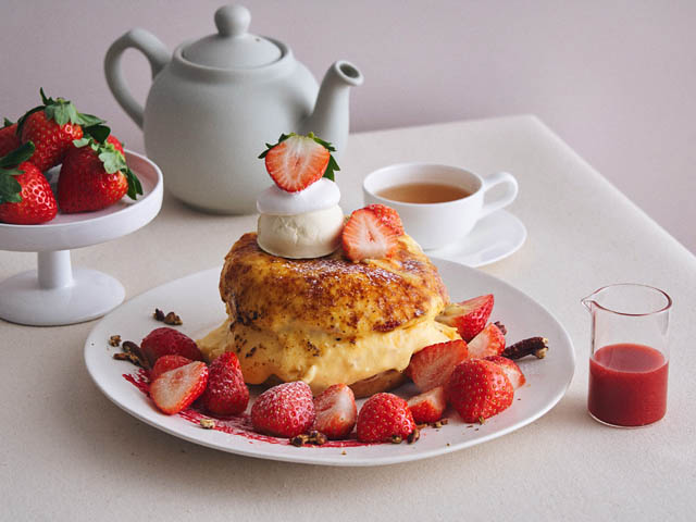 産地でしか味わえなかった幻の赤い宝石がビブリオテークに登場「あすかルビー×焦がしブリュレのいちごフェア」開催