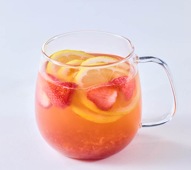 フレッシュネスバーガーから福岡県産のあまおう使用「あまおうクラフトレモネードソーダ 」と「あまおうクラフトレモネード」発売へ