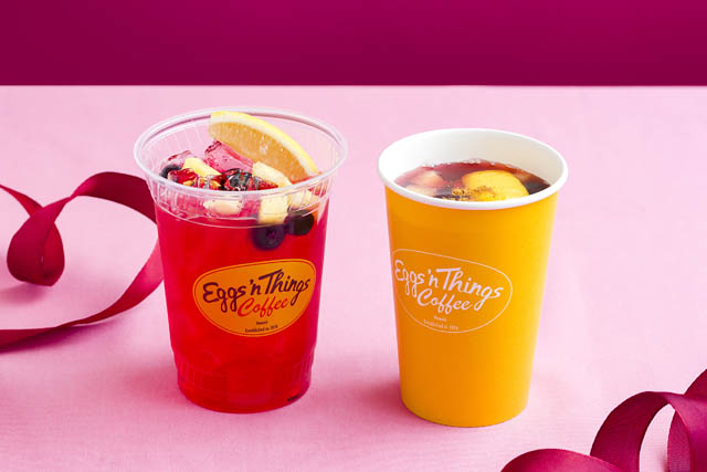 Eggs ’n Things - チョコレート×ストロベリー”至福のパンケーキが登場「フォンダンショコラパンケーキ」「クリーミーブロスエッグス」期間限定発売