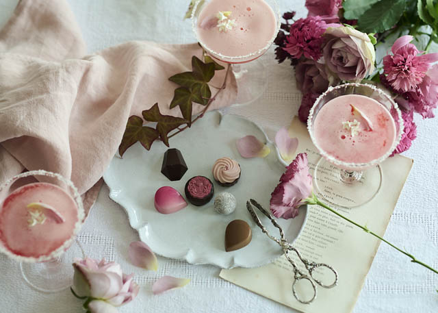 2026年 モロゾフのバレンタイン「花と酒とチョコレート」が贈る - こころを満たす新商品が登場