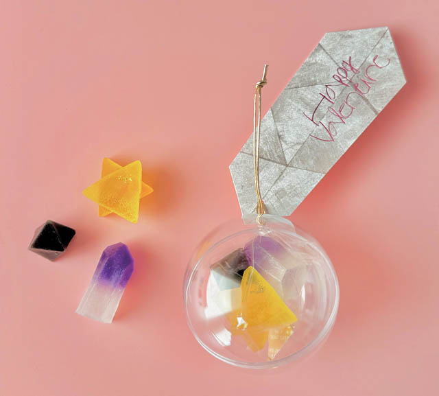 福岡市のハラペコラボ - 宝石みたいな琥珀糖こうぶつヲカシ「ポップなカプセル入りバレンタイン限定デザイン」登場