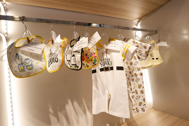 福岡ソフトバンクホークス「2026シーズン新グッズ」お披露目 - 公式オンラインストアにて新グッズの一部を先行予約販売開始