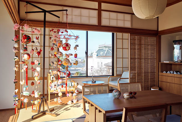 国指定名勝の料亭旅館 御花 - 柳川の街が華やぐ春の風物詩「さげもんめぐり」にあわせ「さげもんルーム」などの期間限定プランの予約開始