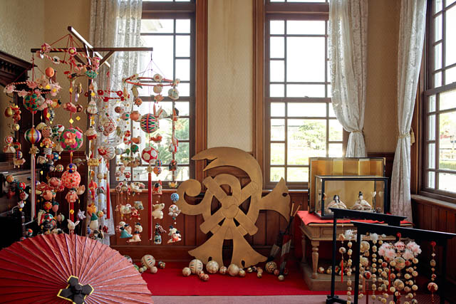 国指定名勝の料亭旅館 御花 - 柳川の街が華やぐ春の風物詩「さげもんめぐり」にあわせ「さげもんルーム」などの期間限定プランの予約開始