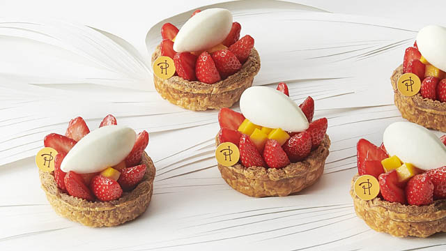 ピエール・エルメ・パリ 福岡岩田屋 - イチゴのパティスリー3種や、マンダリン香る新作タルトが新登場