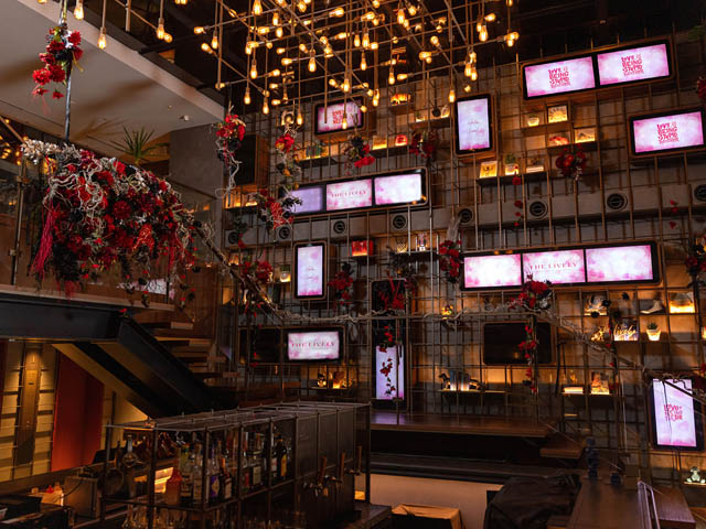 THE LIVELY 福岡博多 - 宿泊者以外も楽しめるフラワーアートが登場、期間限定のカフェバーメニューも