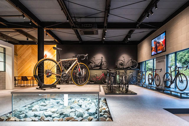 福岡でも利用可能に　スポーツバイクレンタル「RINCLE」始動