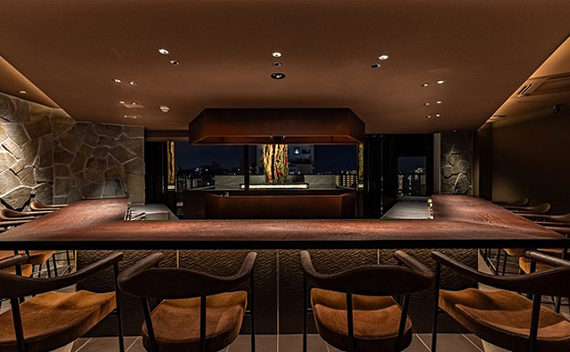 カウンター12席の”劇場型レストラン”「未雷 MIRAI」六本松にオープン