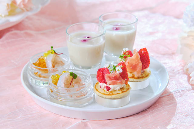 ザ ストリングス 博多 - 桜といちごが奏でる「桜色のストロベリーアフタヌーンティー」期間限定販売