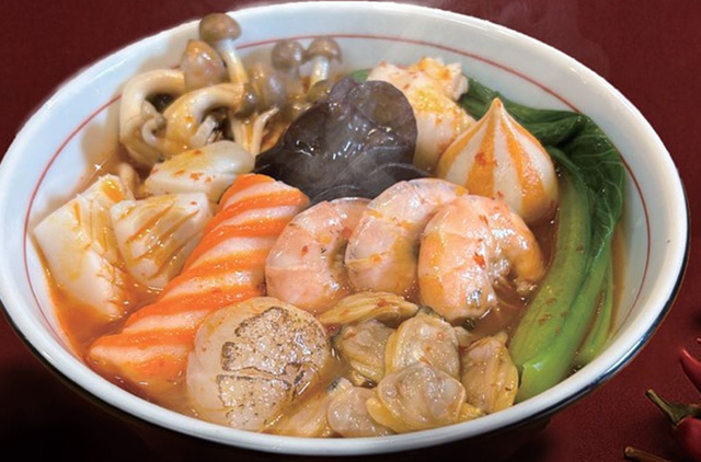 2025年5月に大分市で誕生した麻辣湯専門店「福恩麻辣湯（フーエンマーラータン）」小倉に上陸！